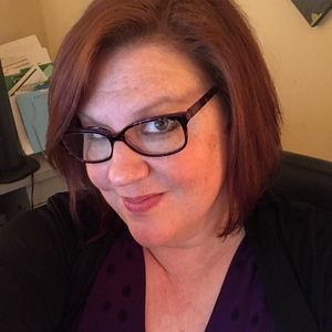 Meet your Posher, Debbie